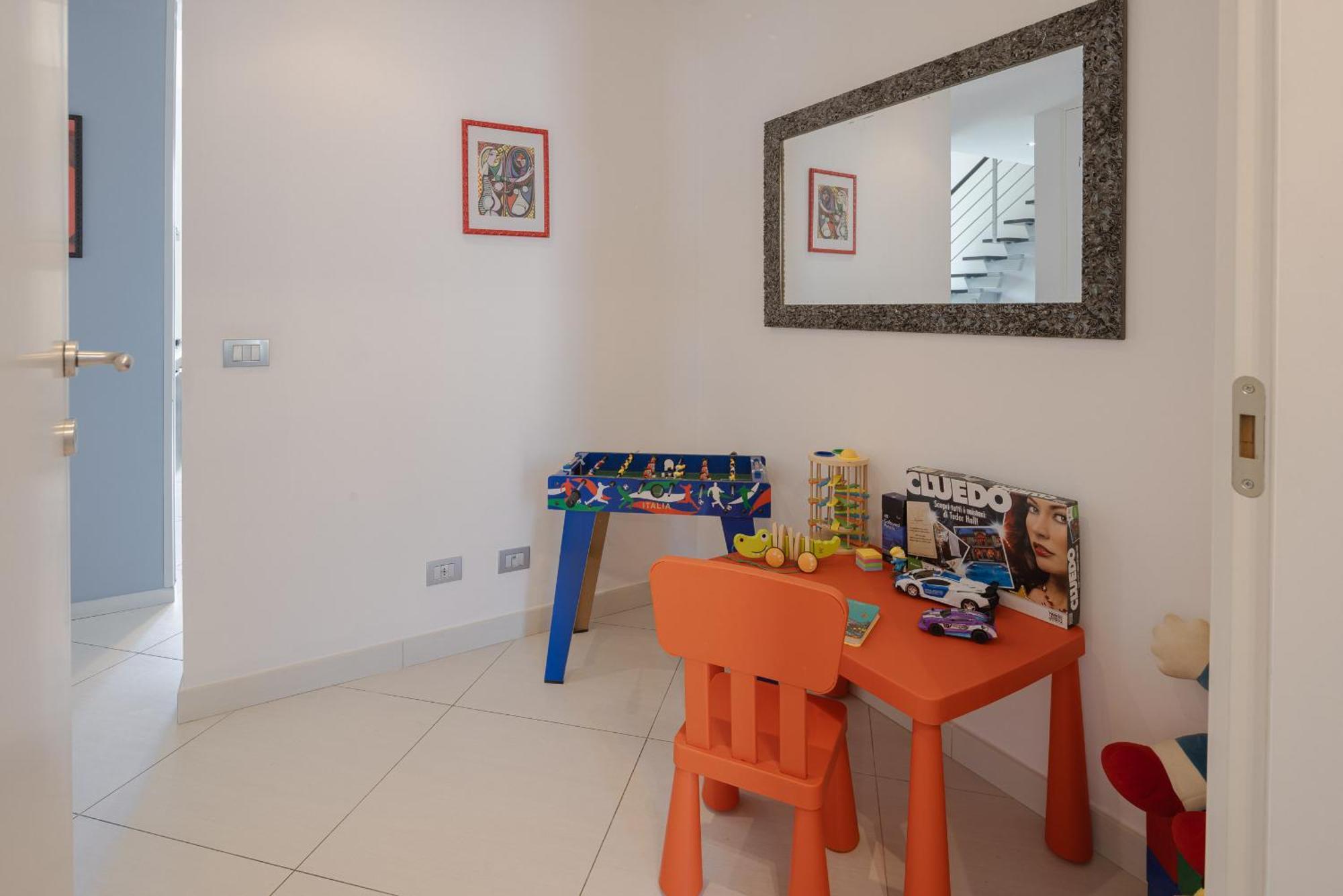 Your Family House In Florence