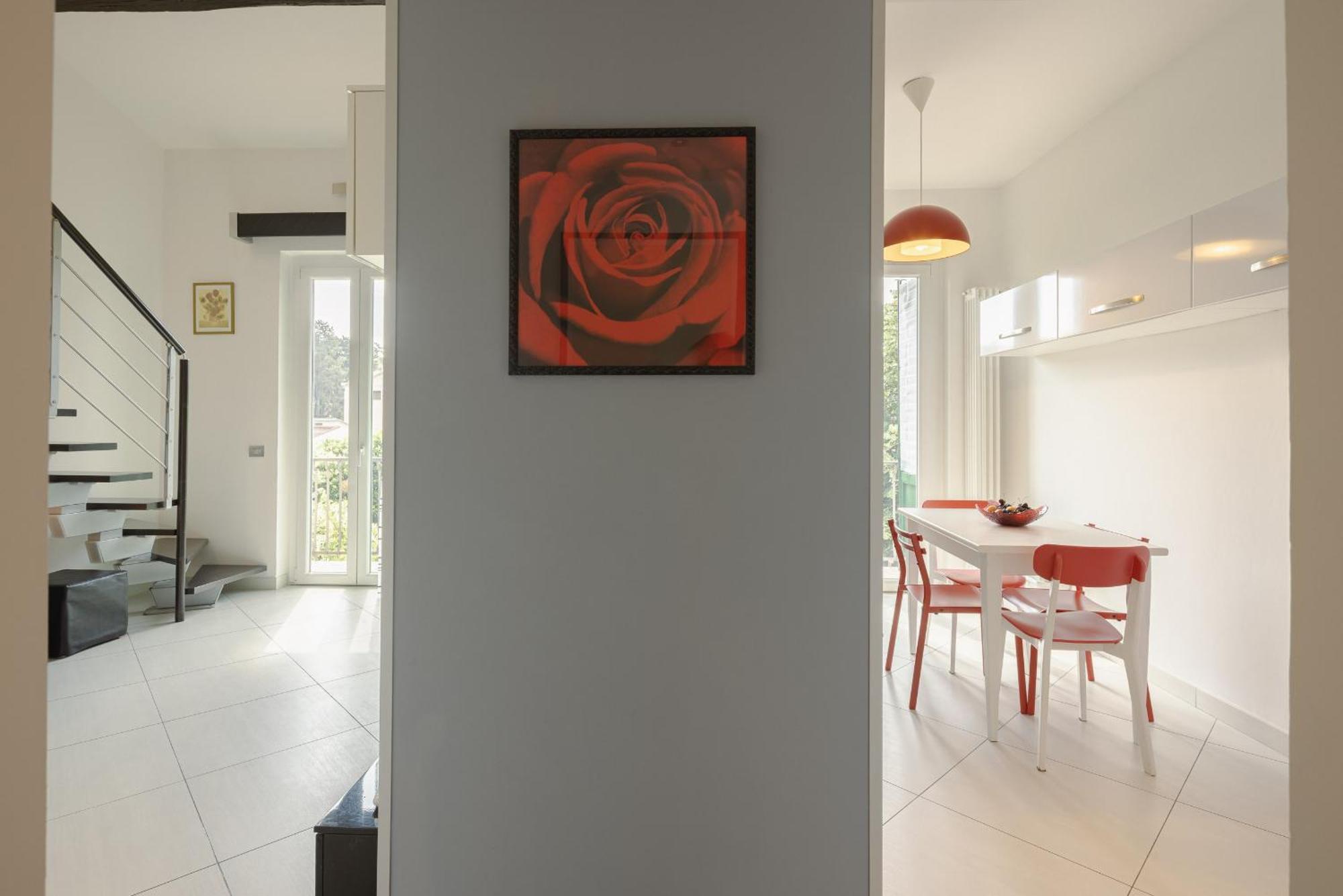 Your Family House In Apartment *